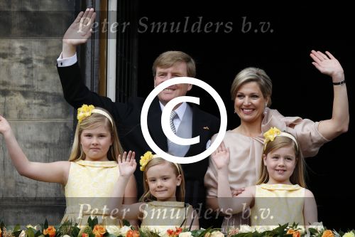 Amsterdam, 30 april 2013
Inhuldiging Koning Willem Alexander en Koningin Maxima
met hun kinderen op het bordes
Foto Peter Smulders BV