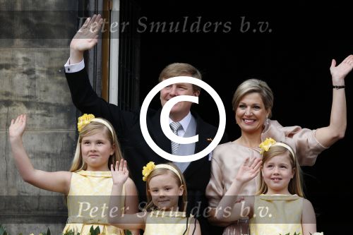 Amsterdam, 30 april 2013
Inhuldiging Koning Willem Alexander en Koningin Maxima
met hun kinderen op het bordes
Foto Peter Smulders BV