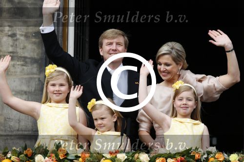 Amsterdam, 30 april 2013
Inhuldiging Koning Willem Alexander en Koningin Maxima
met hun kinderen op het bordes
Foto Peter Smulders BV