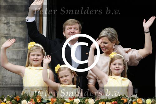 Amsterdam, 30 april 2013
Inhuldiging Koning Willem Alexander en Koningin Maxima
met hun kinderen op het bordes
Foto Peter Smulders BV