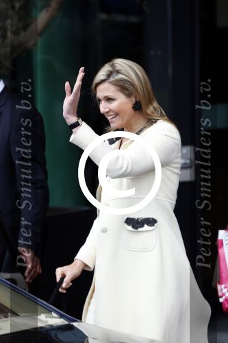 Amsterdam 15 mei 2013
Koningin Maxima verlaat het movenpick hotel.
Peter Smulders bv