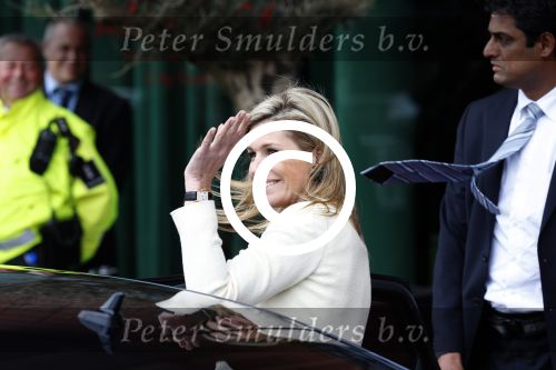 Amsterdam 15 mei 2013
Koningin Maxima verlaat het movenpick hotel.
Peter Smulders bv