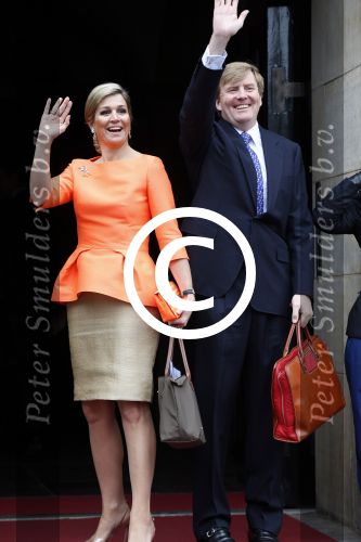 Amsterdam 16 mei 2013
Koningin Maxima en Koning Willem Alexander bij uitreiking appeltjes van Oranje op het paleijs op de dam
Peter Smulders bv