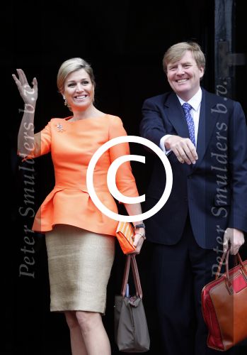 Amsterdam 16 mei 2013
Koningin Maxima en Koning Willem Alexander bij uitreiking appeltjes van Oranje op het paleijs op de dam
Peter Smulders bv