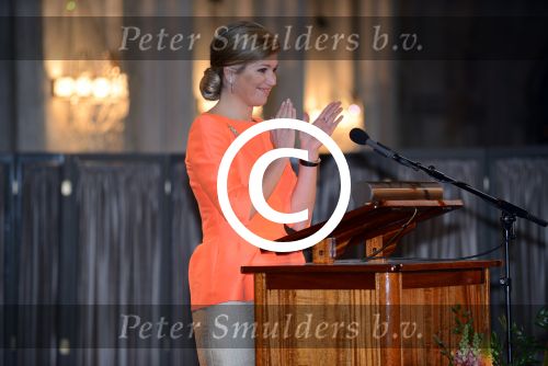Amsterdam 16 mei 2013
Prinses  Beatrix Koning Willem Alexander en Koningin Maxima bij uitreiking appeltjes van Oranje op het paleijs op de dam
Peter Smulders bv