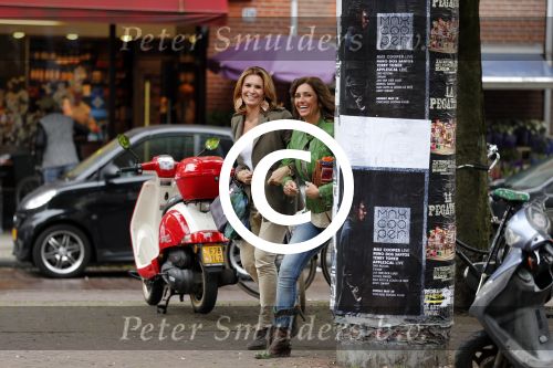 Amsterdam 14 mei 2013
Opening winkel Danie Bles op de cornelis schuytstraat. Leontine Borsato met een vriendin
Peter Smulders bv