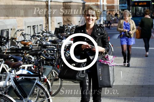 Amsterdam, 15 Mei 2013 In het Conservatorium Hotel vierde Leco Zadelhoff zijn 45ste verjaardag en 25 jaar in het vak.
Liza Sips
Foto Peter Smulders BV