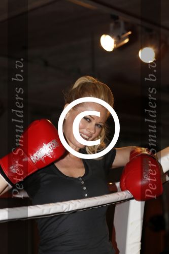 Amsterdam 17 mei 2013
Monique Sluyter traint met personal trainer Oswin Beingsick.
Peter Smulders bv