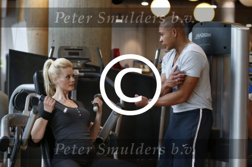 Amsterdam 17 mei 2013
Monique Sluyter traint met personal trainer Oswin Beingsick.
Peter Smulders bv