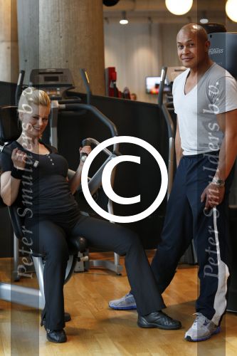 Amsterdam 17 mei 2013
Monique Sluyter traint met personal trainer Oswin Beingsick.
Peter Smulders bv