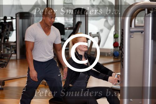 Amsterdam 17 mei 2013
Monique Sluyter traint met personal trainer Oswin Beingsick.
Peter Smulders bv