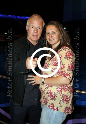 Harderwijk 14 mei 2013
Premiere nieuwe show in het dolfinarium. Peter Jan Rens met zijn nieuwe vriendin
Peter Smulders bv