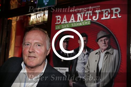 Amsterdam 13 mei 2013
Presentatie cast baantjer met oa Peter Tuinman - Rechercheur De Cock
Mike Weerts - Adjudant Vledder
Peter Rï¿½mer - Commissaris Buitendam
Miryanna van Reeden - Theaterdirectrice
Alexandra Alphenaar - Zangeres
Tom Afman - Geluidstechnicus
Sophie van Oers - Theaterbezoekster
Evert van der Meulen - Theatertechnicus
Peter Smulders bv