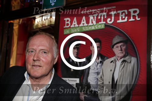 Amsterdam 13 mei 2013
Presentatie cast baantjer met oa Peter Tuinman - Rechercheur De Cock
Mike Weerts - Adjudant Vledder
Peter Rï¿½mer - Commissaris Buitendam
Miryanna van Reeden - Theaterdirectrice
Alexandra Alphenaar - Zangeres
Tom Afman - Geluidstechnicus
Sophie van Oers - Theaterbezoekster
Evert van der Meulen - Theatertechnicus
Peter Smulders bv