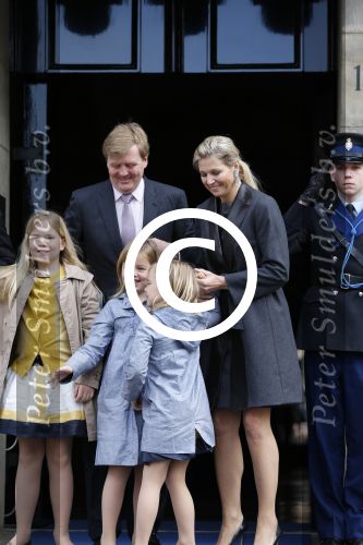 Amsterdam, 29 April 2013 Aankomst Prins Willem Alexander met Maxima en de kinderen bij het Paleis
Foto Peter Smulders BV
