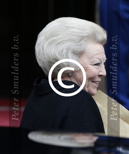 Amsterdam 16 mei 2013
Prinses Beatrix bij uitreiking appeltjes van Oranje op het paleijs op de dam
Peter Smulders bv