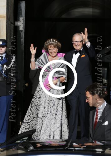 Amsterdam, 29 April 2013
Kon. gasten op weg naar het diner
Pieter v Vollenhoven met Prinses Margriet
Foto Peter Smulders BV