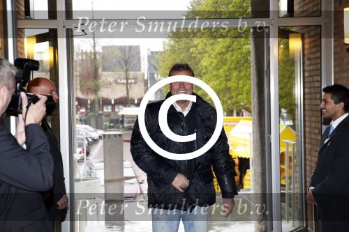 Aalsmeer 26 april 2013
Gerard Joling krijgt uit handen van de burgemeester van Aalsmeer een koninklijke onderscheiding (lintje). Reinout Oerlemans
Peter Smulders bv