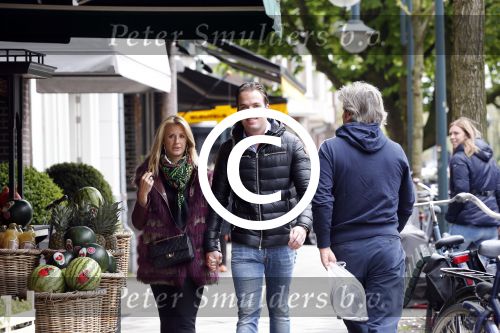 Amsterdam 11 mei 2013
Robert Doornbos en Chantal Bles op de cornelis schuytstraat.
Peter Smulders bv