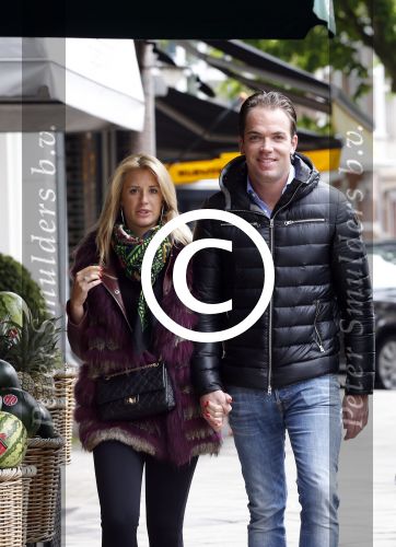 Amsterdam 11 mei 2013
Robert Doornbos en Chantal Bles op de cornelis schuytstraat.
Peter Smulders bv