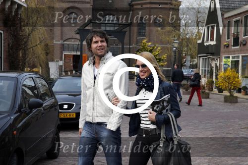 Volendam 22 april 2013
Simon en Annemarie Keizer in Volendam.
Peter Smulders bv