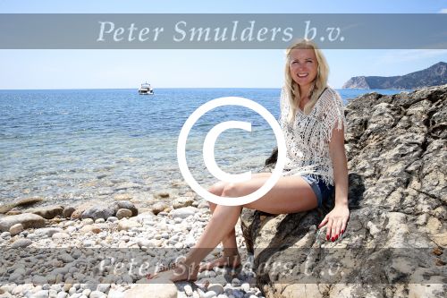 Ibiza 2 mei 2013
Sonja Bakker met man jan Reus en zoontje Bram op het strand op ibiza.
Peter Smulders bv