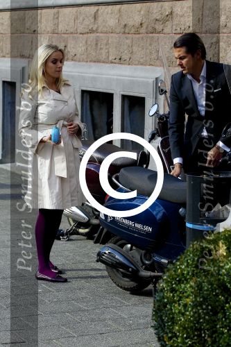 Amsterdam, 15 Mei 2013 In het Conservatorium Hotel vierde Leco Zadelhoff zijn 45ste verjaardag en 25 jaar in het vak.
Suze Mens met haar partner Sevren Jacquet 
Foto Peter Smulders BV