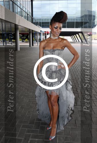 Amsterdam 12 mei 2013
Uitreiking coiffure awards in de rai. Sylvana Simons met een vriend
Peter Smulders bv