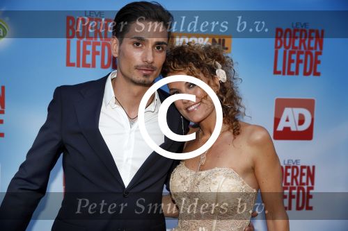 Amsterdam 13 mei 2013
Premiere leve boerenliefde in tuschinski. tatum dagelet met vriend Daniel de Ridder en dochter Toy Travis
Peter Smulders bv