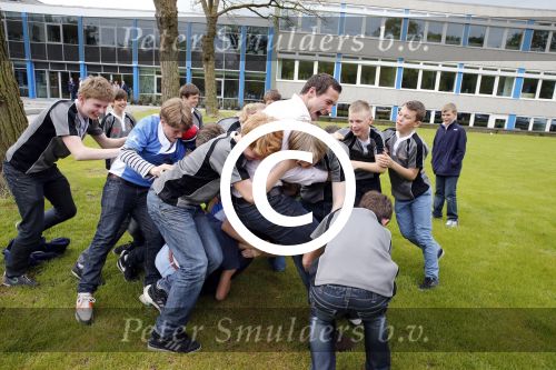 Hilversum 13 mei 2013
Danielle Oerlemans en Tim Visser zijn ambassadeurs van de rugby acadamy .
Peter Smulders bv