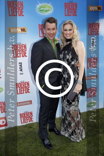 Amsterdam 13 mei 2013
Premiere leve boerenliefde in tuschinski. waldemar Torenstra met Marit v Bohemen
Peter Smulders bv