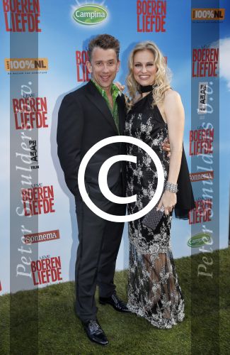 Amsterdam 13 mei 2013
Premiere leve boerenliefde in tuschinski. waldemar Torenstra met Marit v Bohemen
Peter Smulders bv