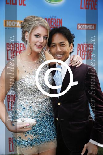 Amsterdam 13 mei 2013
Premiere leve boerenliefde in tuschinski. Wibi Soerjadi met vriendin
Peter Smulders bv