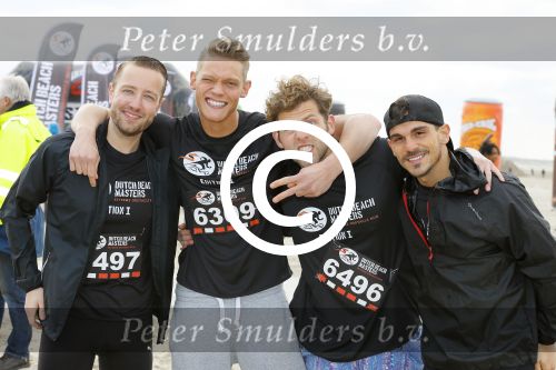 Ijmuiden 19 april 2014
Ferry Doedens en zijn vriend Nuno Azevedo en Paul Tulner met een vrien doen mee met 33 6km loop op het strand met allerlei hindernissen.  The dutch Beach masters extreme obstacle run.