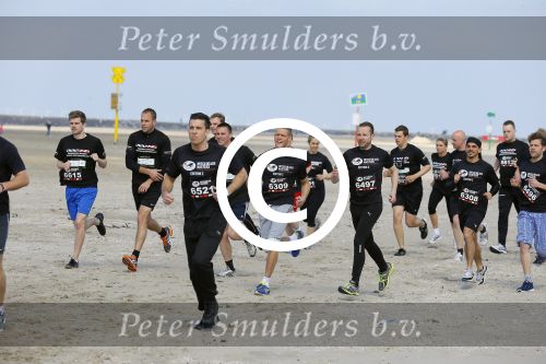 Ijmuiden 19 april 2014
Ferry Doedens en zijn vriend Nuno Azevedo en Paul Tulner met een vrien doen mee met 33 6km loop op het strand met allerlei hindernissen.  The dutch Beach masters extreme obstacle run.