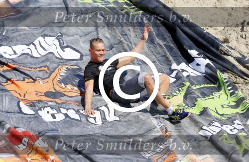 Ijmuiden 19 april 2014
Ferry Doedens en zijn vriend Nuno Azevedo en Paul Tulner met een vrien doen mee met 33 6km loop op het strand met allerlei hindernissen.  The dutch Beach masters extreme obstacle run.