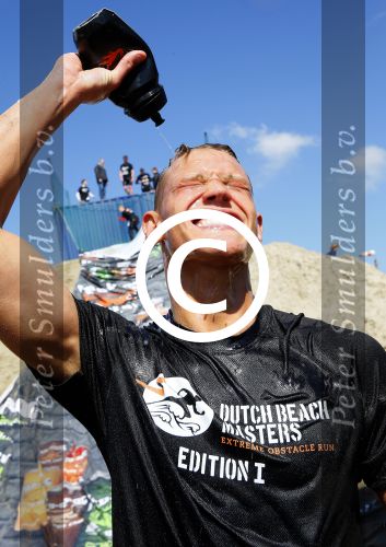 Ijmuiden 19 april 2014
Ferry Doedens en zijn vriend Nuno Azevedo en Paul Tulner met een vrien doen mee met 33 6km loop op het strand met allerlei hindernissen.  The dutch Beach masters extreme obstacle run.
