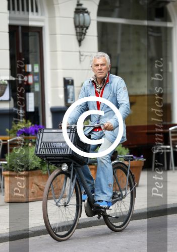 Amsterdam 11 april 2014
Hans Dagelet op de fiets.