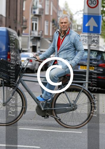 Amsterdam 11 april 2014
Hans Dagelet op de fiets.