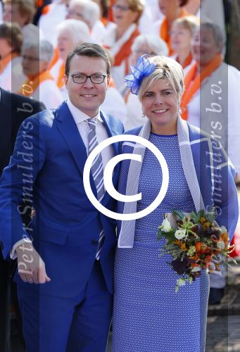 De Rijp en Amstelveen 26 april 2014
De eerste koningsdag met aan wezig Koning Willem Alexander koningin Maxima Prinses Beatrix prinses Amalia Alaexia Ariane Pieter v Vollenhoven Prinses Margriet Prins Constantijn Prinses Laurentien Prins Maurits Prinses Marilene Prins Floris Prinses Aimee Prins Pieter Christiaan Prinses Anita Prins Bernhard jr en prinses Annette.