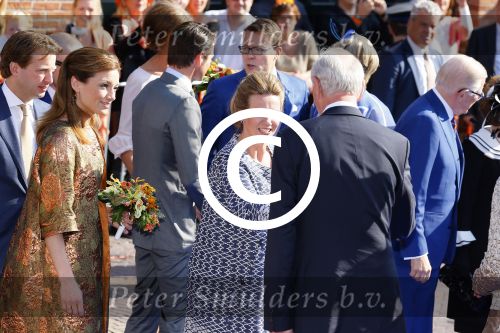 De Rijp en Amstelveen 26 april 2014
De eerste koningsdag met aan wezig Koning Willem Alexander koningin Maxima Prinses Beatrix prinses Amalia Alaexia Ariane Pieter v Vollenhoven Prinses Margriet Prins Constantijn Prinses Laurentien Prins Maurits Prinses Marilene Prins Floris Prinses Aimee Prins Pieter Christiaan Prinses Anita Prins Bernhard jr en prinses Annette.
