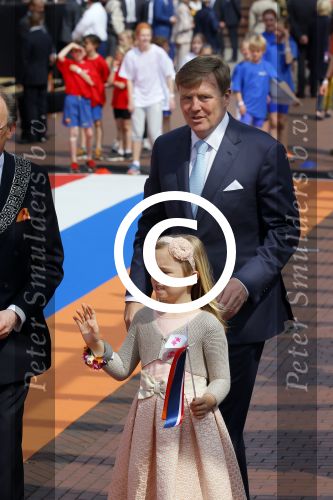 De Rijp en Amstelveen 26 april 2014
De eerste koningsdag met aan wezig Koning Willem Alexander koningin Maxima Prinses Beatrix prinses Amalia Alaexia Ariane Pieter v Vollenhoven Prinses Margriet Prins Constantijn Prinses Laurentien Prins Maurits Prinses Marilene Prins Floris Prinses Aimee Prins Pieter Christiaan Prinses Anita Prins Bernhard jr en prinses Annette.
