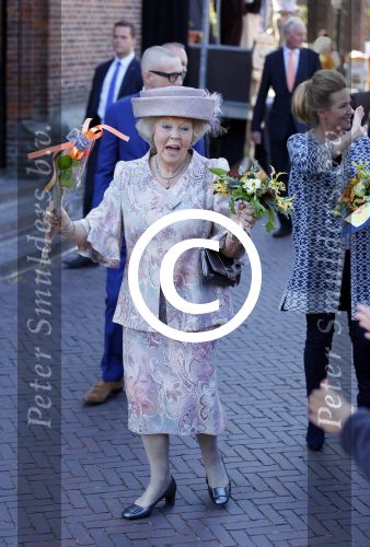 De Rijp en Amstelveen 26 april 2014
De eerste koningsdag met aan wezig Koning Willem Alexander koningin Maxima Prinses Beatrix prinses Amalia Alaexia Ariane Pieter v Vollenhoven Prinses Margriet Prins Constantijn Prinses Laurentien Prins Maurits Prinses Marilene Prins Floris Prinses Aimee Prins Pieter Christiaan Prinses Anita Prins Bernhard jr en prinses Annette.