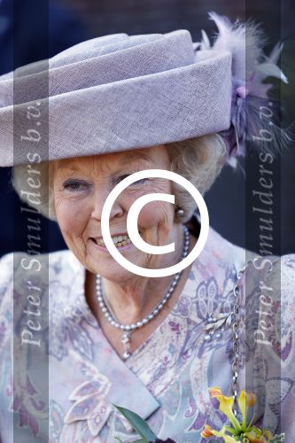 De Rijp en Amstelveen 26 april 2014
De eerste koningsdag met aan wezig Koning Willem Alexander koningin Maxima Prinses Beatrix prinses Amalia Alaexia Ariane Pieter v Vollenhoven Prinses Margriet Prins Constantijn Prinses Laurentien Prins Maurits Prinses Marilene Prins Floris Prinses Aimee Prins Pieter Christiaan Prinses Anita Prins Bernhard jr en prinses Annette.