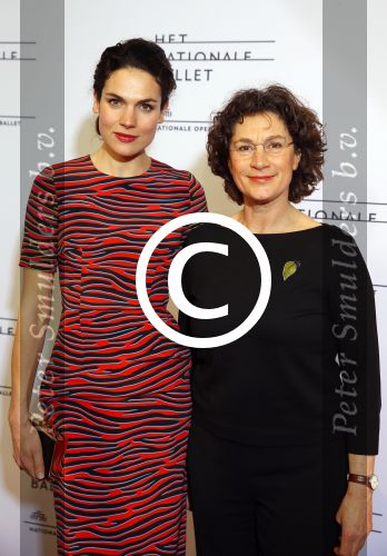 Amsterdam 10 april 2015    
Premiere Nationaal Ballet in de stopera. Anna Drijver met moeder