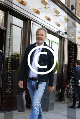 Amsterdam 21 april 2015  
Bert Kuizenga op de pc hooftstraat