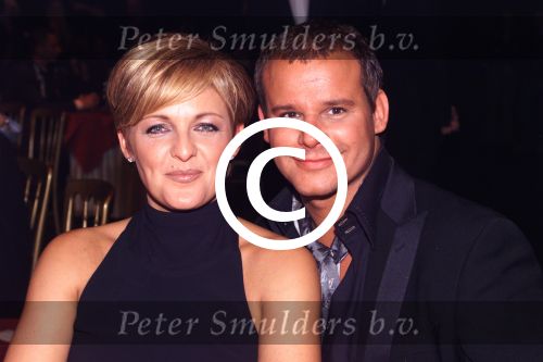 AMSTERDAM 12 OKTOBER 2001

UITREIKING VAN DE TELEVIZIERRING IN THE HEINEKEN MUSIC HALL. 
Carolien Tensen en Leco v Zadelhoff

Peter Smulders bv