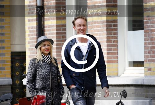 Amsterdam 7 april 2015
Chantal Janzen met een vriend in Amsterdam zuid.