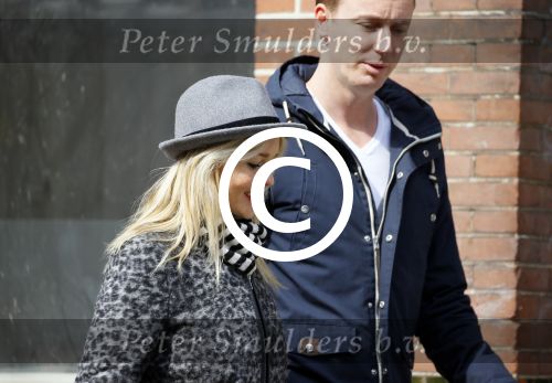 Amsterdam 7 april 2015
Chantal Janzen met een vriend in Amsterdam zuid.