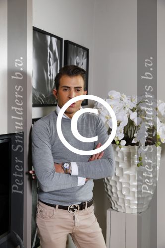 Rotterdam 2 april 2015
Stylist Chiel Harten Torres in zijn huis / appartement